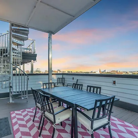 Dolly'S Big House - 18 Beds Skydeck Views Villa